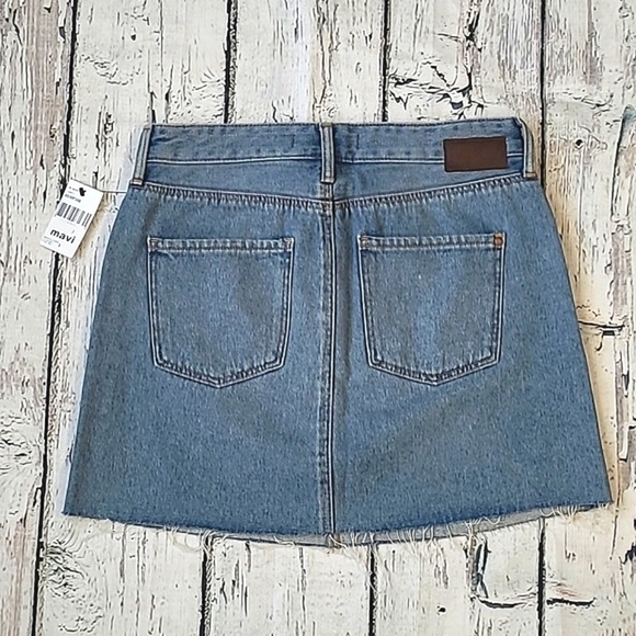 🆕️NWT Mavi Lindsay Raw Hem Light Wash Blue Denim Jean Skirt Womens Size Small - Picture 13 of 17